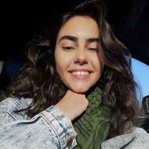 Meet your Posher, Alicia